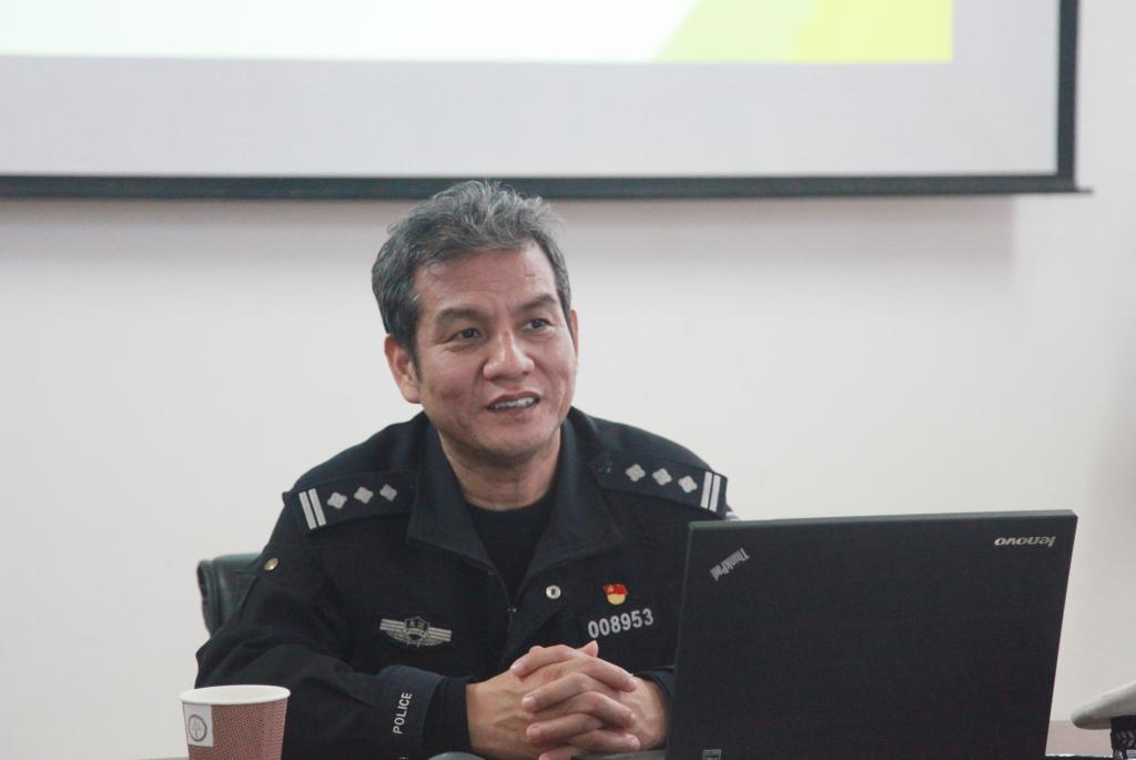 道路千万条,安全第一条——yl88858永利官网开展师生交通安全知识讲座